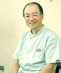 岡崎 恭宏（岡崎デンタルクリニック）