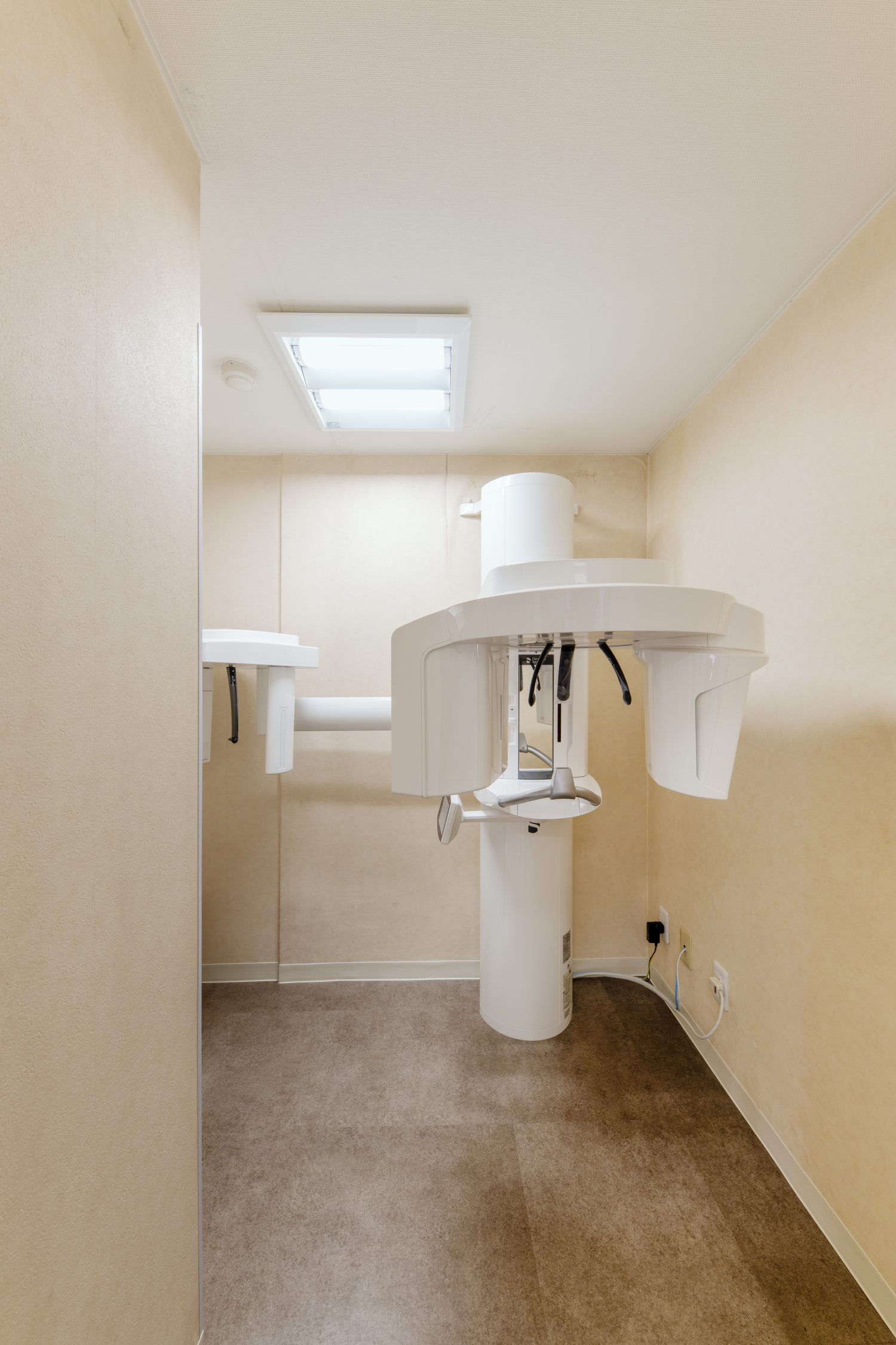 ばら公園前木村歯科