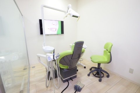 新宿オークタワー歯科クリニック