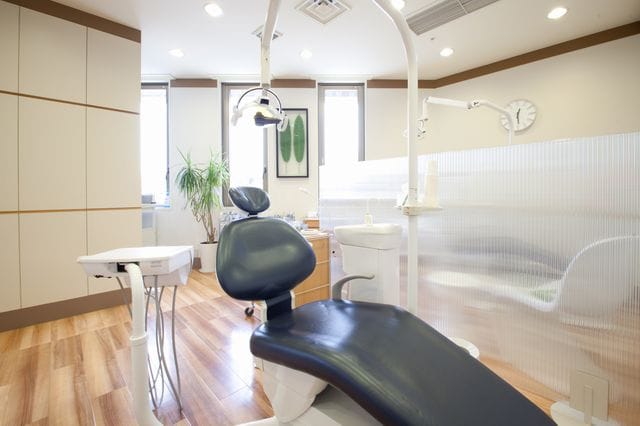 まるやま矯正歯科