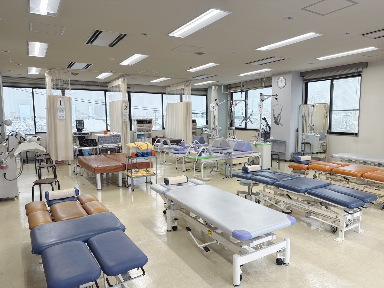 医療法人社団辻整形外科クリニック