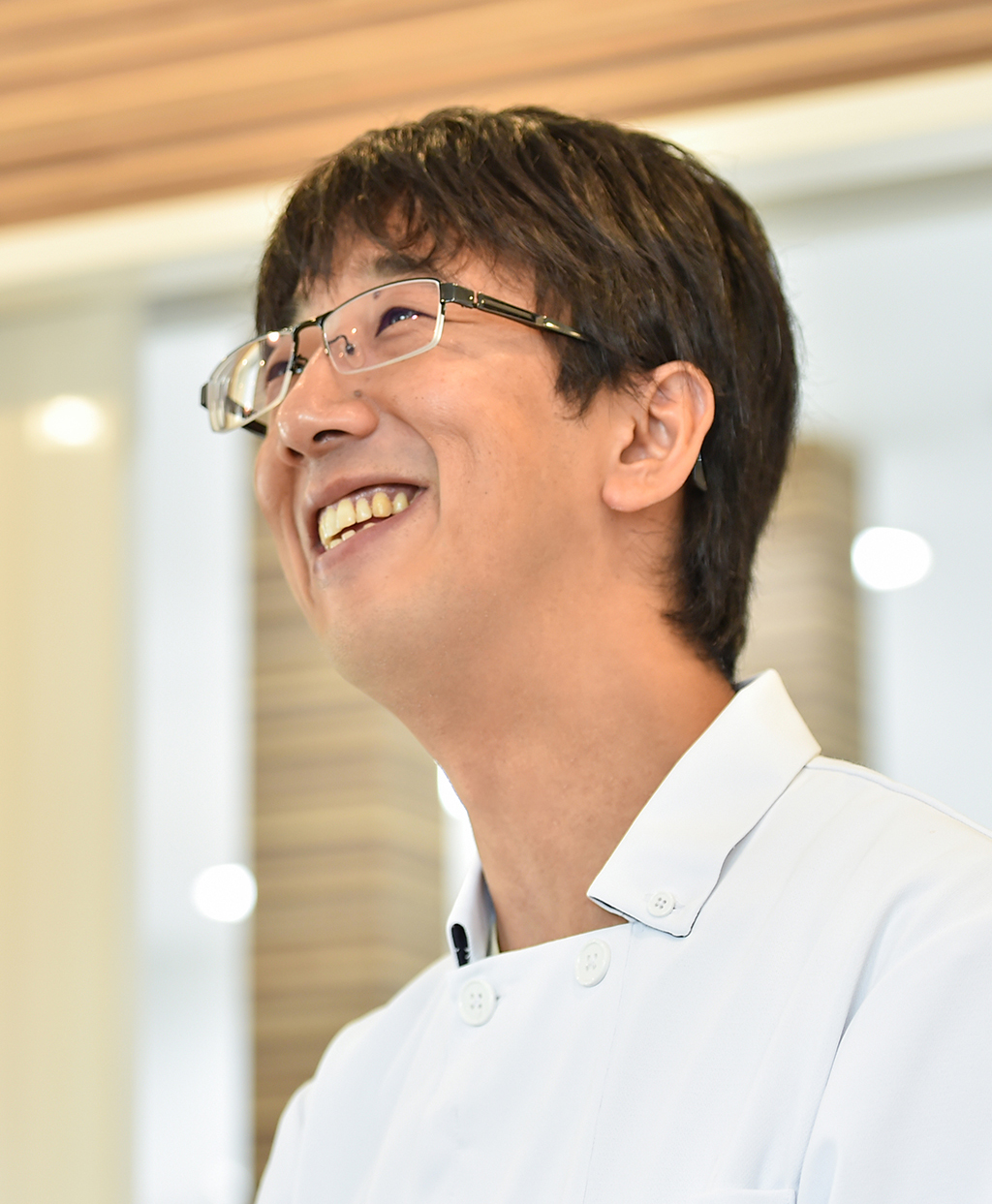 コリーヌ歯科クリニック　岡田栄介