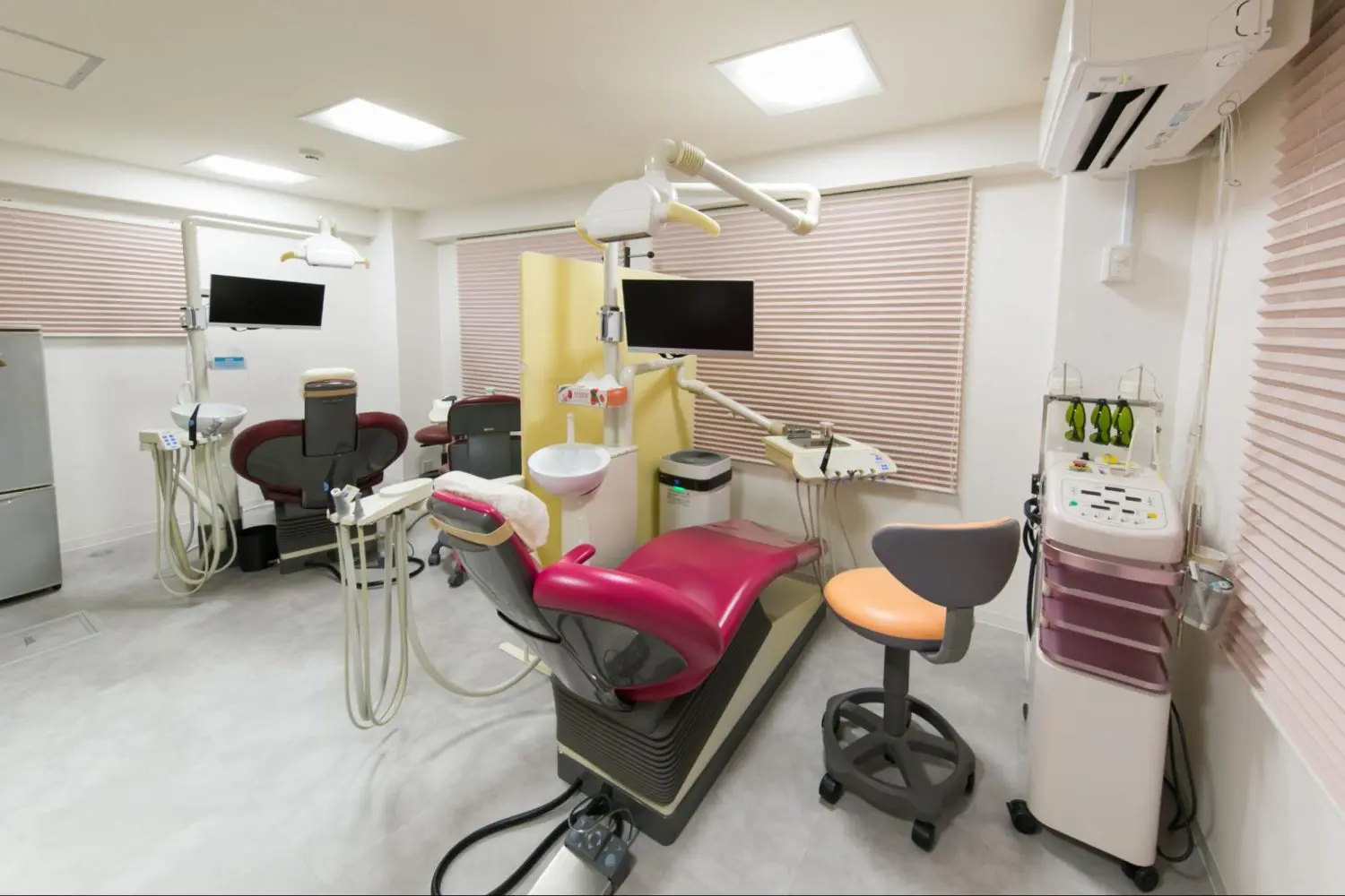 銀座中央歯科医院