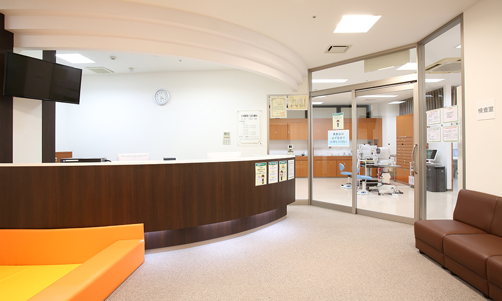 大垣駅前くぼた眼科