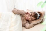 その不眠症、もしかしたら「顎関節症」が原因かも!?