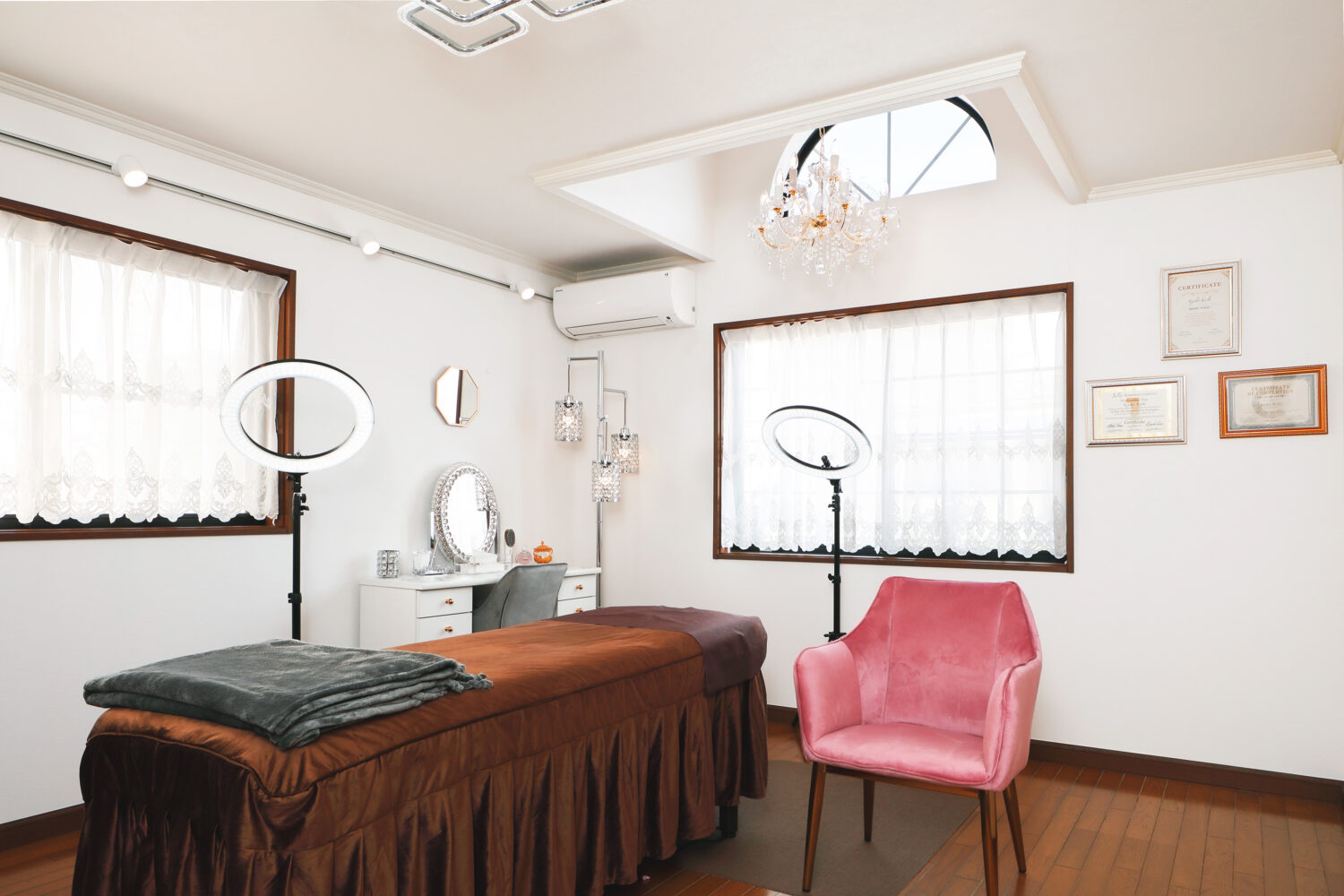 岸内科クリニック美容皮膚科artmake kyoko