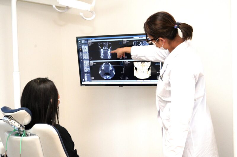 江戸川橋駅前はなびら矯正歯科医院