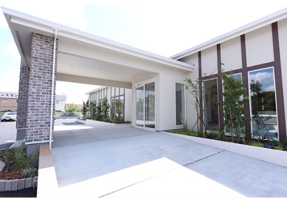 ピーナッツ歯科医院