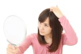 「20代女性の薄毛治療」とは？原因や症状・対策も併せて解説！【医師監修】