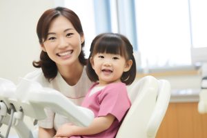 歯科衛生士と子ども