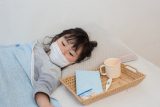 「ヘルパンギーナ」「RSウイルス感染症」流行終わらず、子どもの夏風邪に引き続き注意