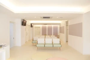 中央図書館前皮ふ科