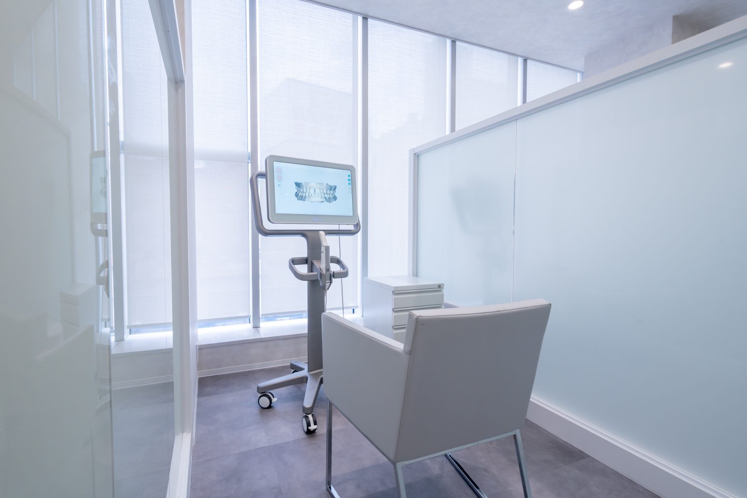 Oh my teeth 東京新宿矯正歯科