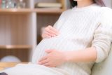 【妊婦さん必見】これって陣痛？ 病院に行くタイミングや即連絡が必要な場合を医師解説