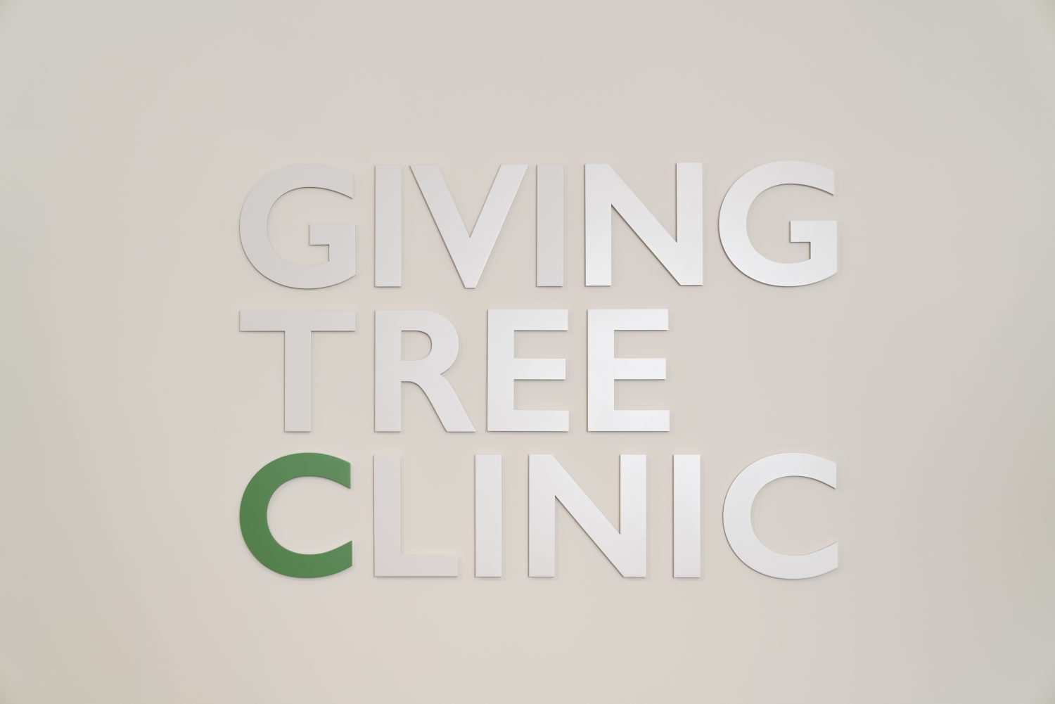 GIVING　TREE　CLINIC