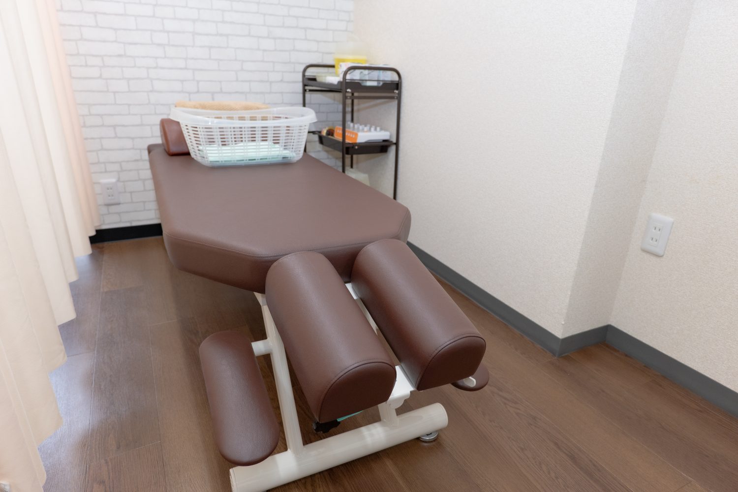 からくり整骨院