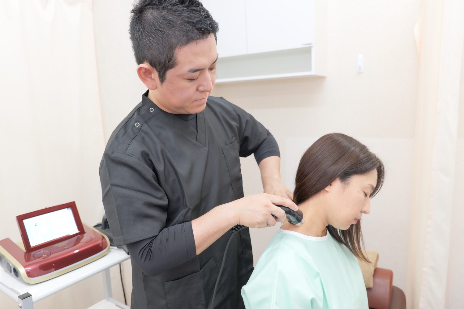 からくり整骨院