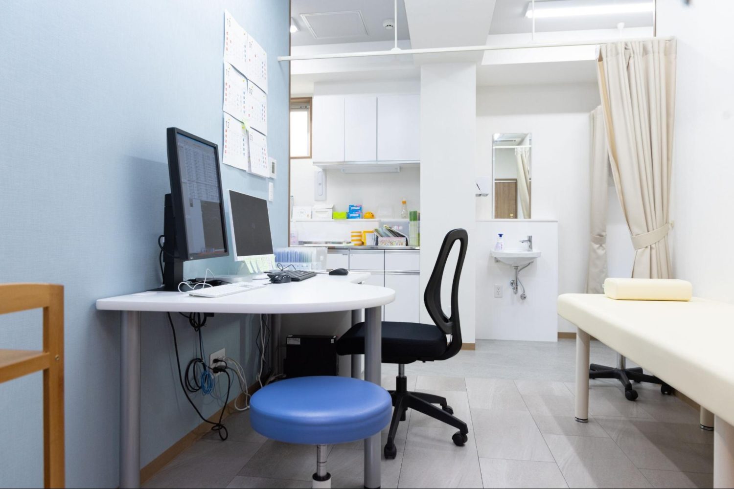 志村三丁目駅前ねもと整形外科photo