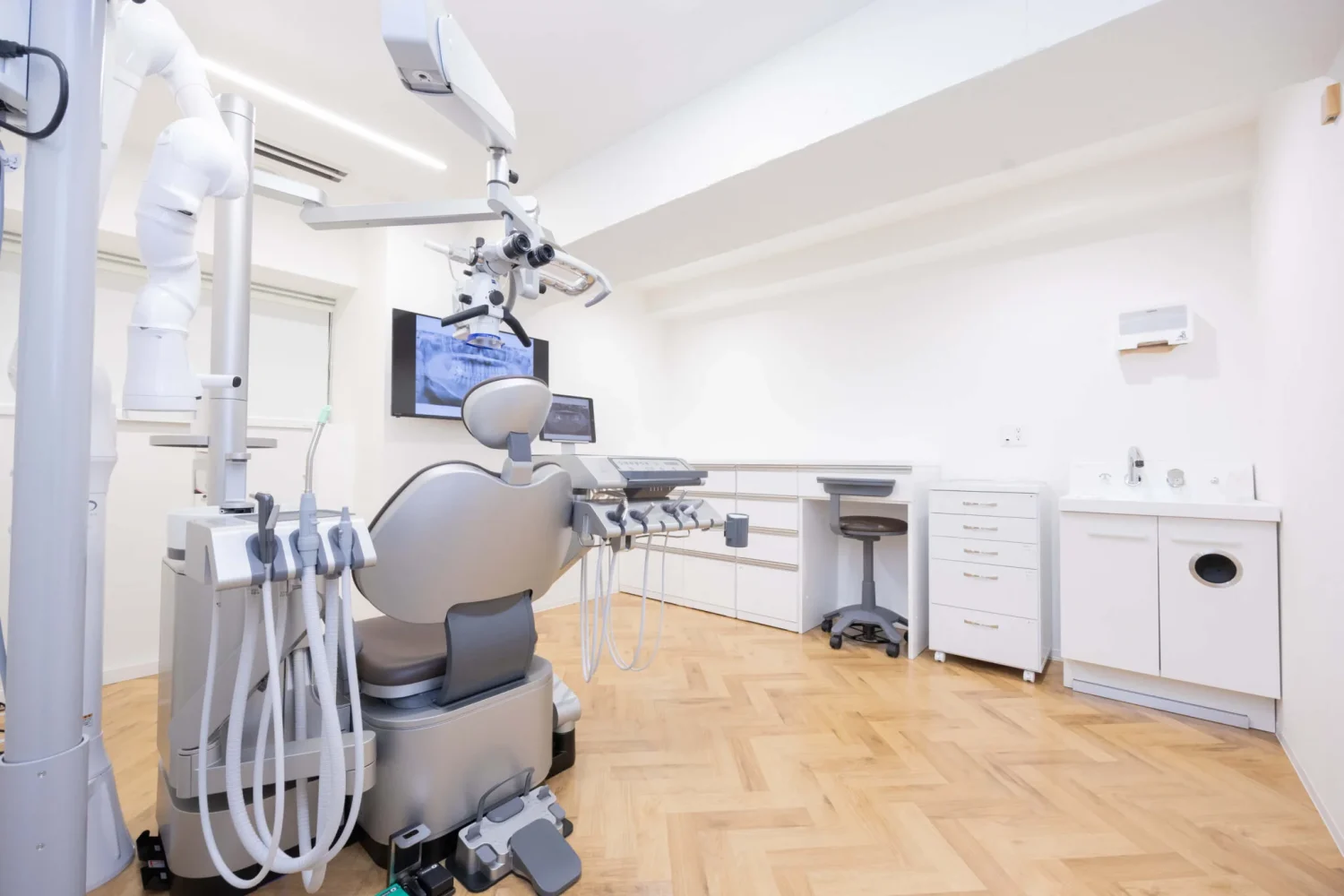 九段北の丸歯科医院