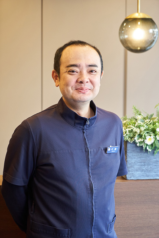 ZONO Dental Clinic　院長:中薗 裕人