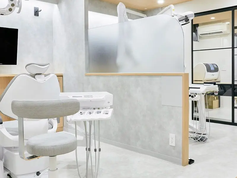 成城学園前 泉の歯科・矯正歯科