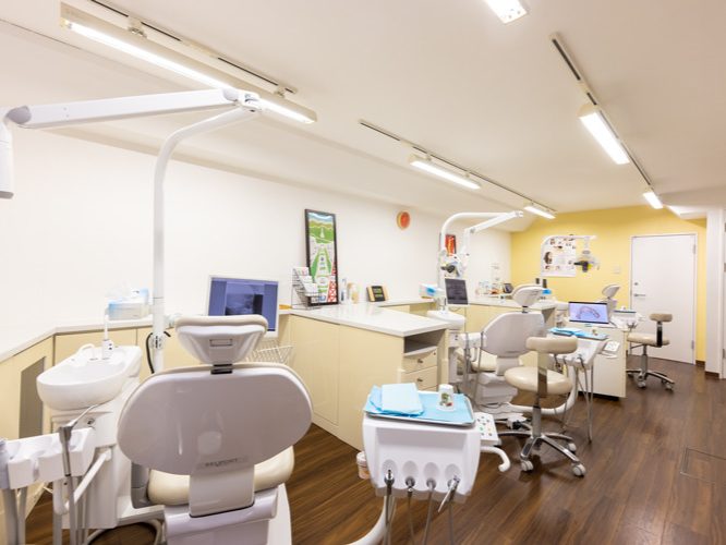 旭ヶ丘矯正歯科