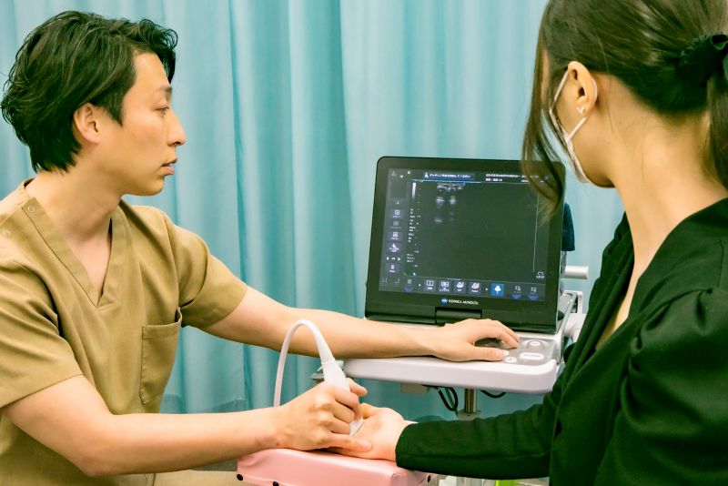 おかざき足の血管外科・痛みのクリニック