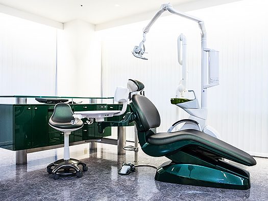 新港イトセ歯科