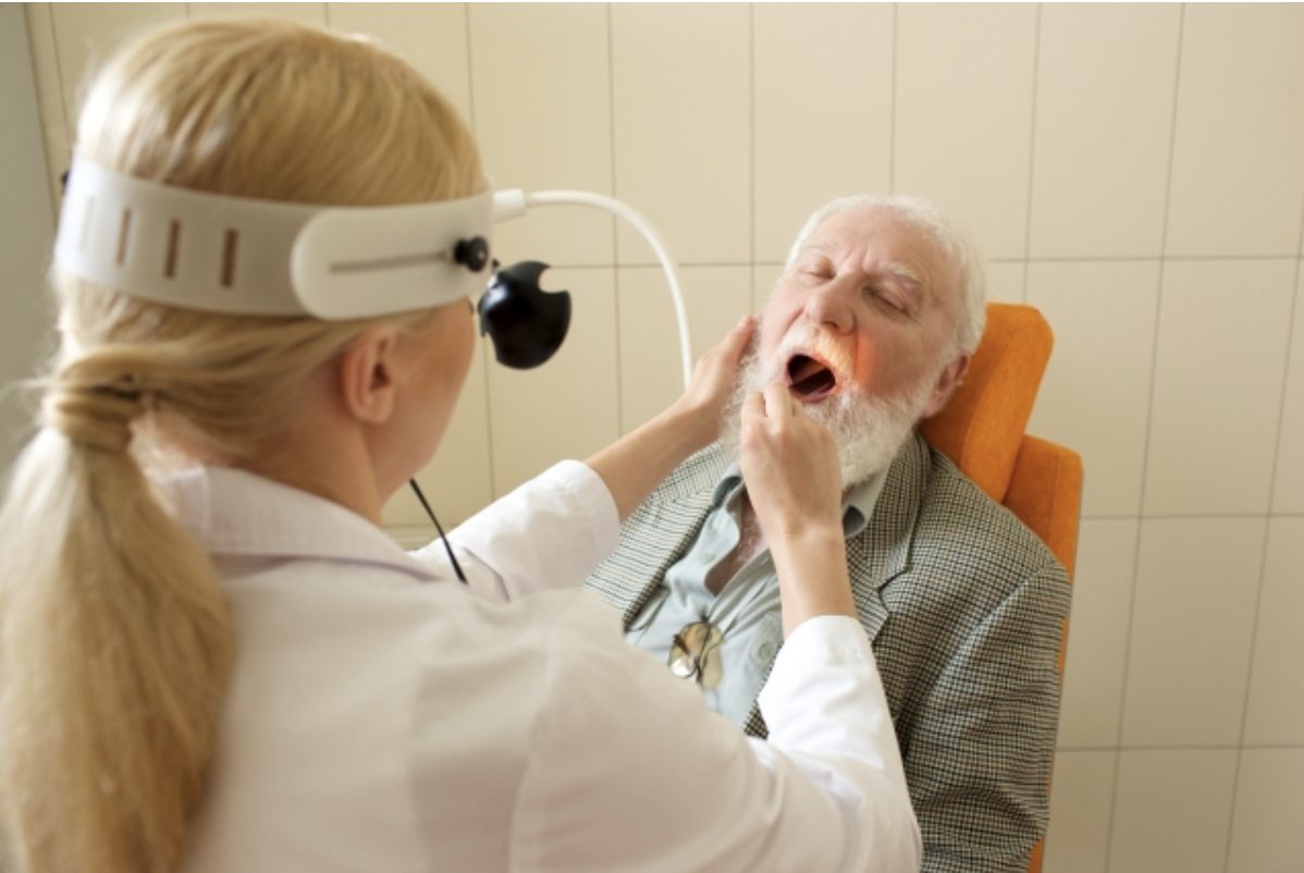 声帯ポリープの手術とは