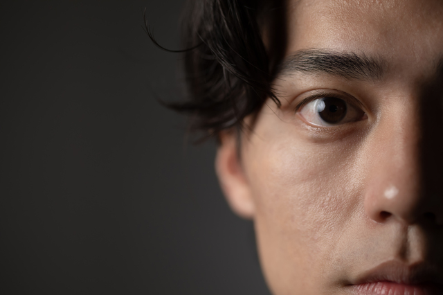 ICLは痛くない? 失明リスクは?