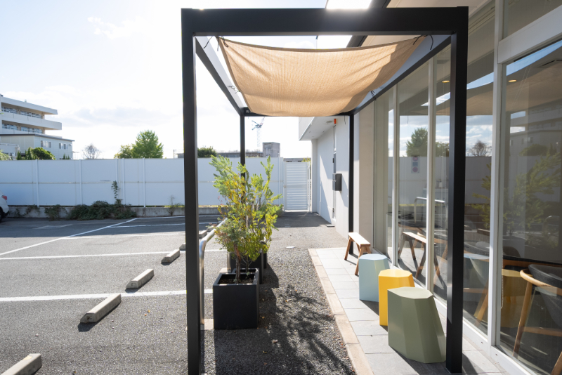 えがおこもれび歯科photo