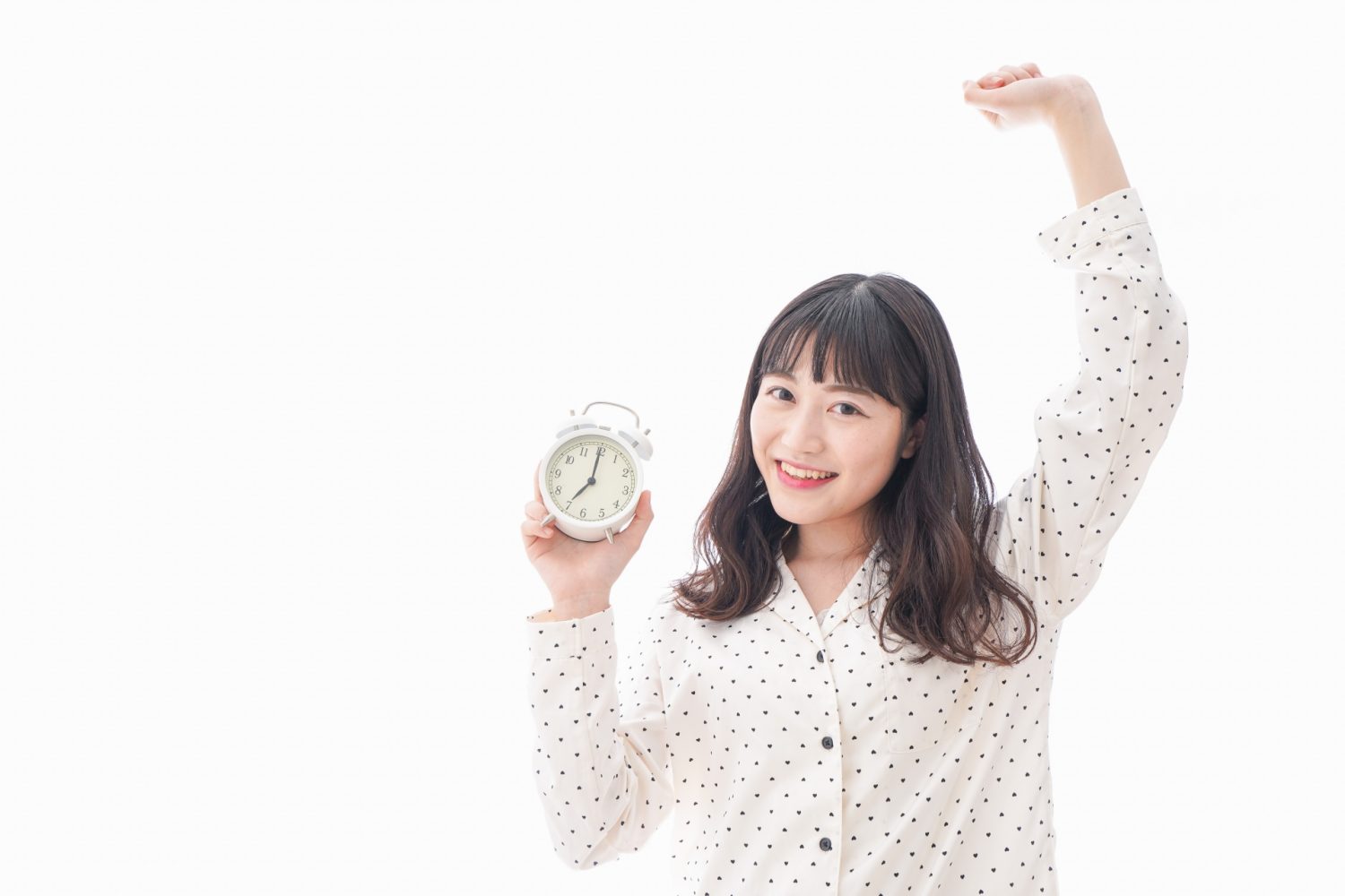 目覚める女性