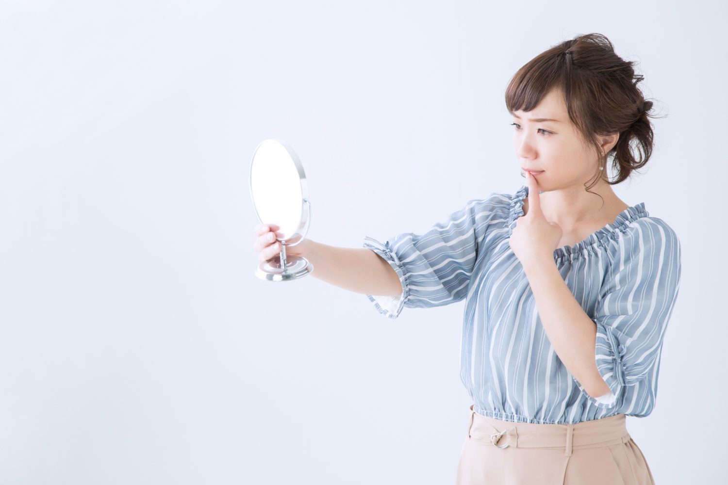 お口の端からよだれが出るときは何科を受診する?