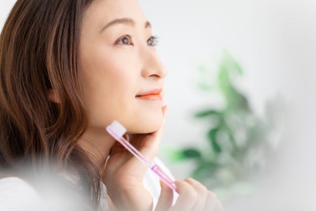 インプラントを守るには？インプラントの寿命を左右する5つの習慣