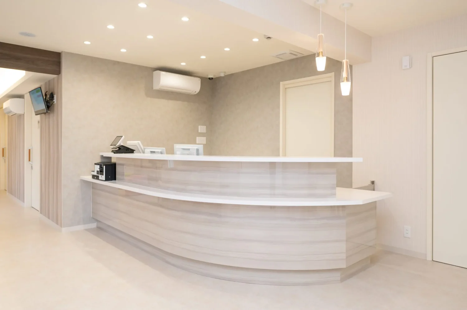 幕張まーるクリニック皮フ科形成外科photo