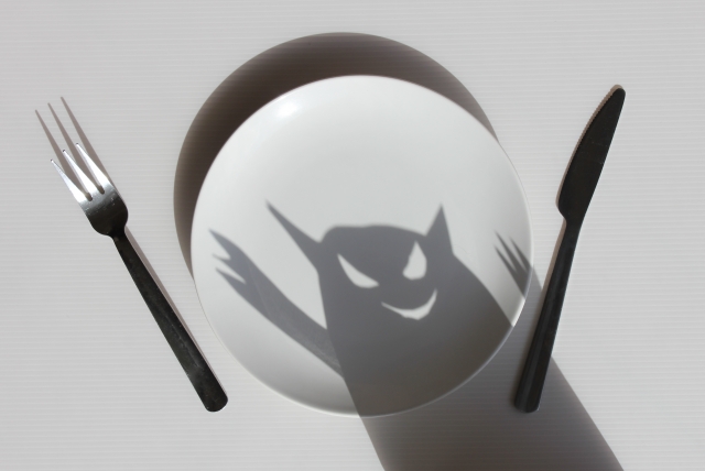 食中毒の潜伏期間