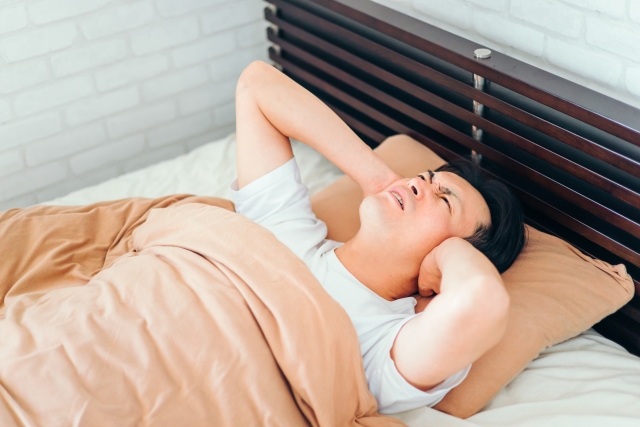 大人の中耳炎の症状