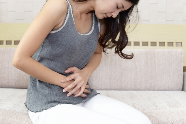 生理前に便秘になる原因と期間の目安