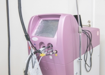 神田鈴木皮膚科