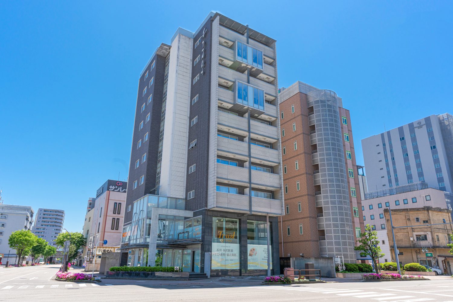 石川金沢駅前トラスト歯科・矯正歯科