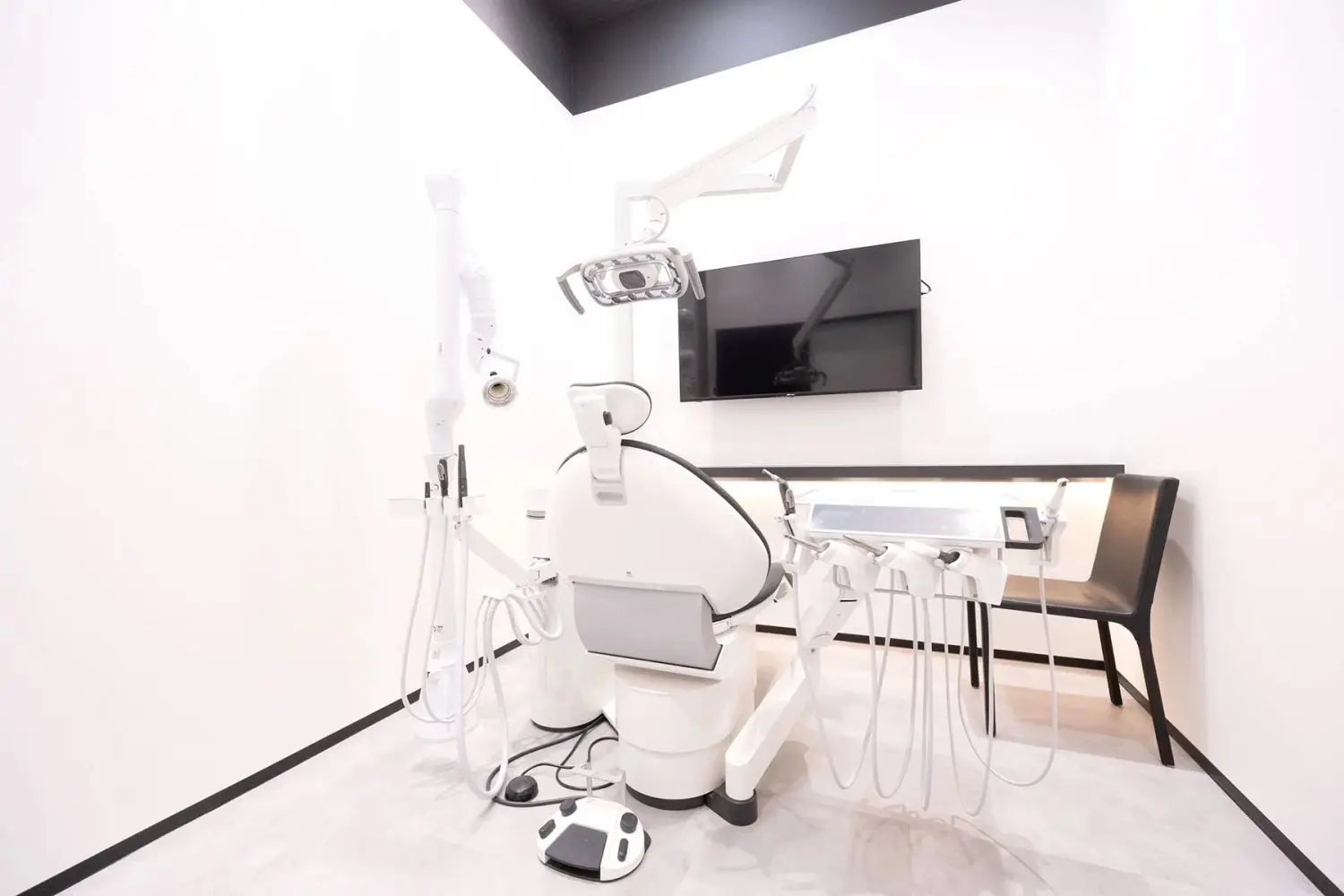 春日後楽園ともなり歯科