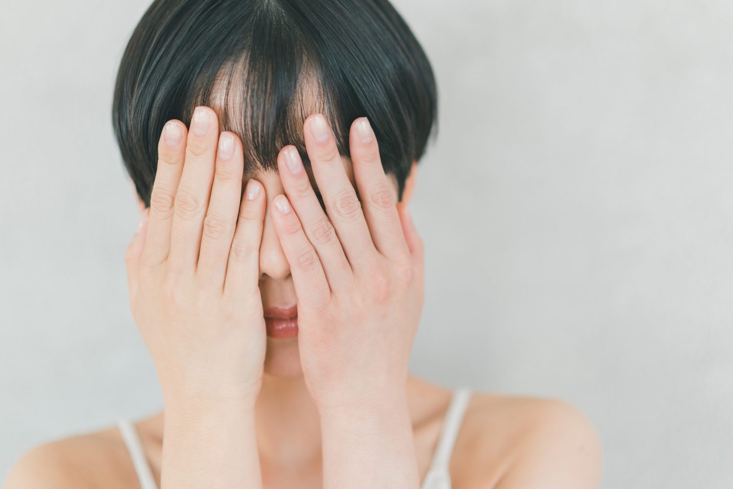 目頭切開・目尻切開がバレてしまう原因