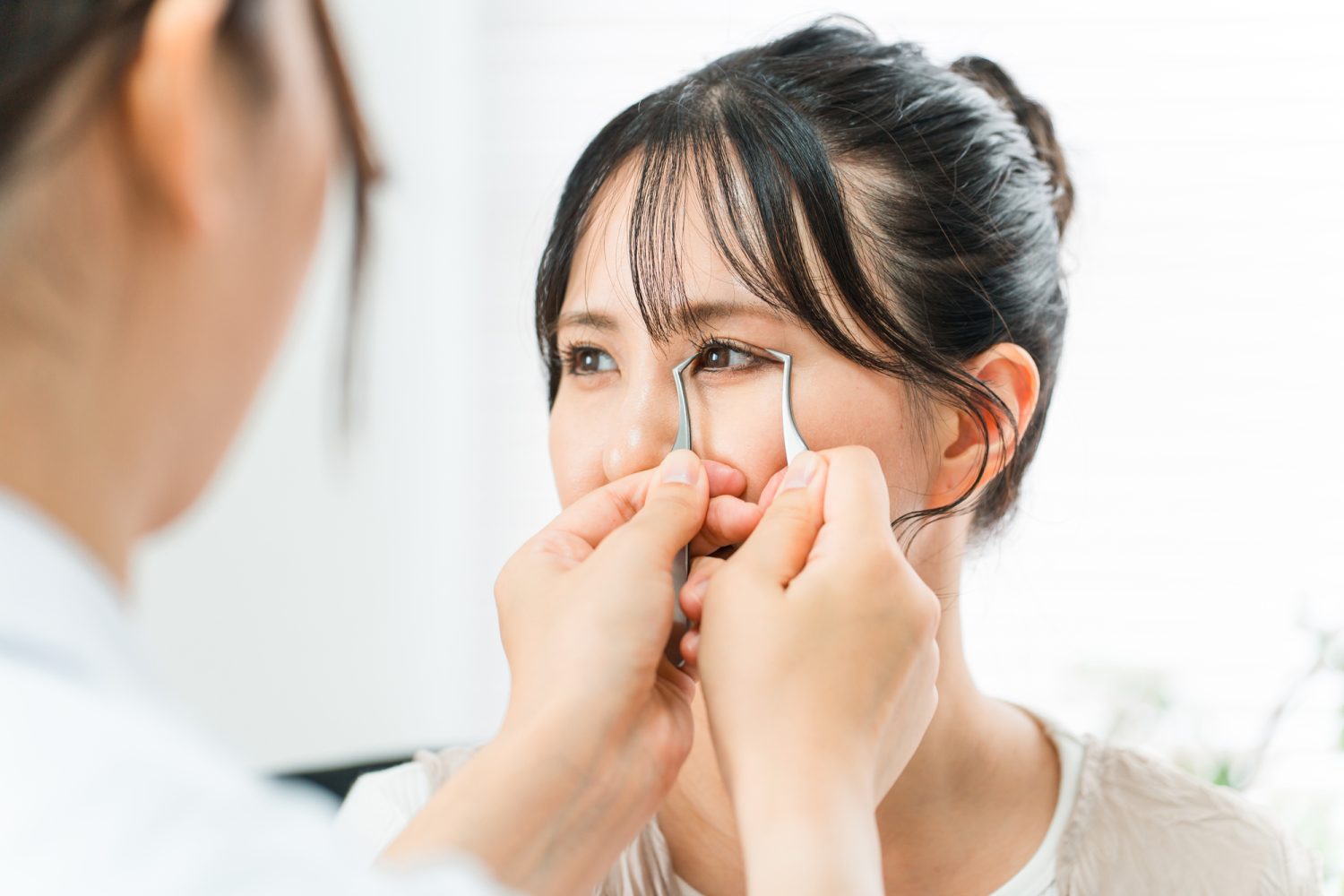 眼瞼下垂治療の選び方