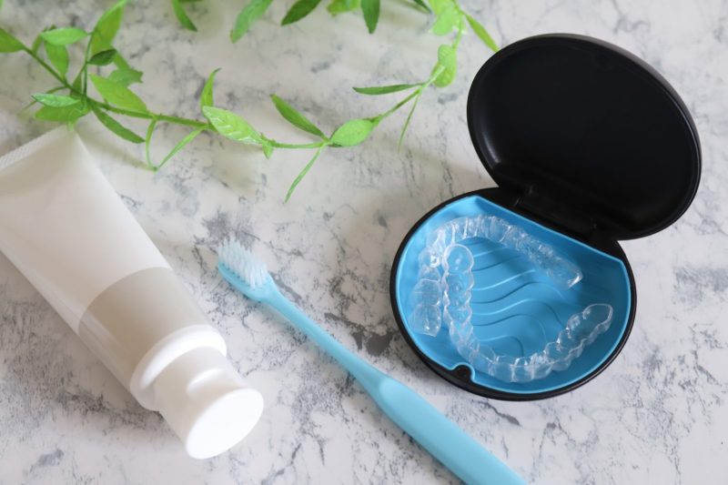 マウスピース矯正