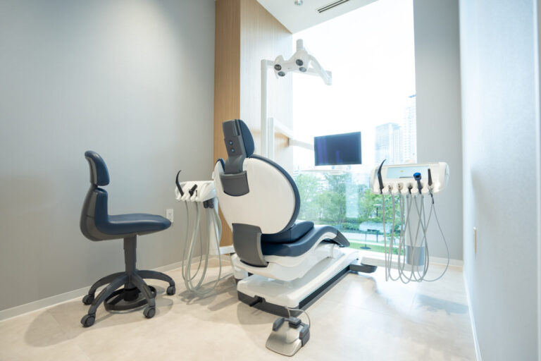 うめきた矯正歯科