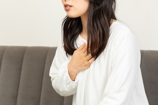 熱中症による吐き気の特徴とほかの病気との違い