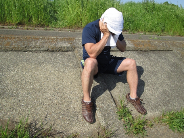 熱中症で嘔吐するメカニズムと重症度