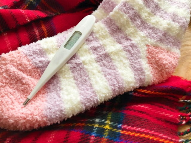 プール熱による出席停止期間中の過ごし方と感染対策