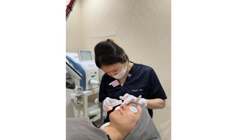 飯田橋ともじり皮ふ科