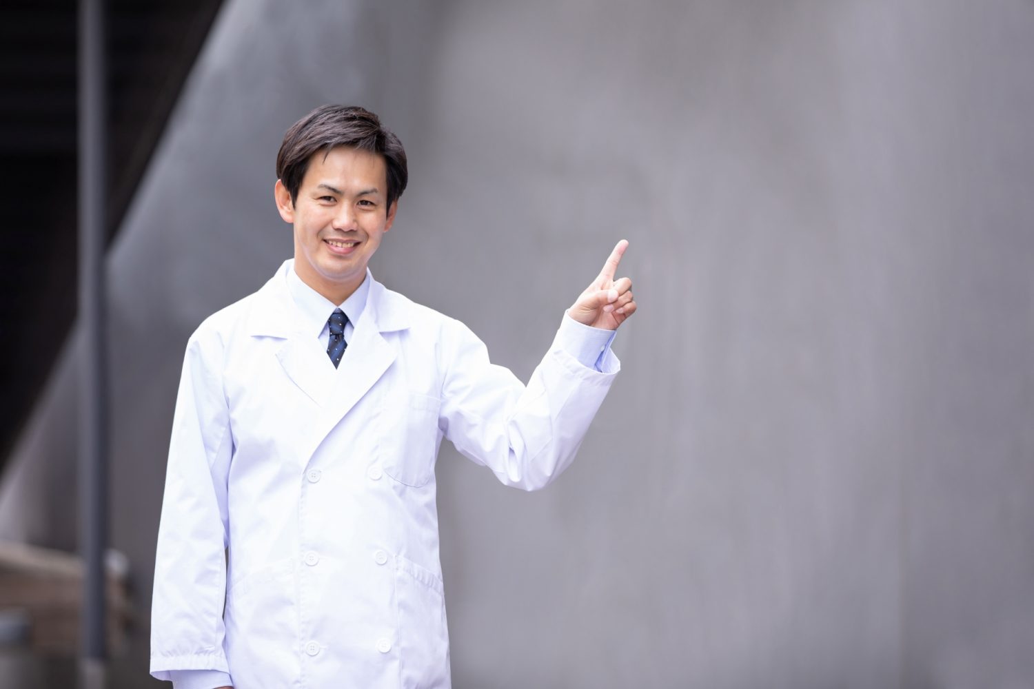 奥歯を抜歯したらそのままでいいのか